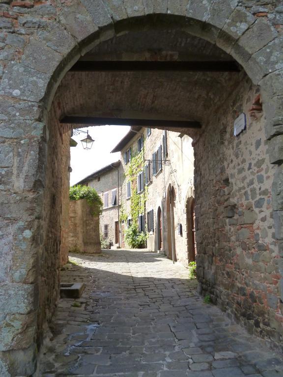 Antica Casa "Le Rondini" Bed and Breakfast Borgo a Buggiano Exteriör bild