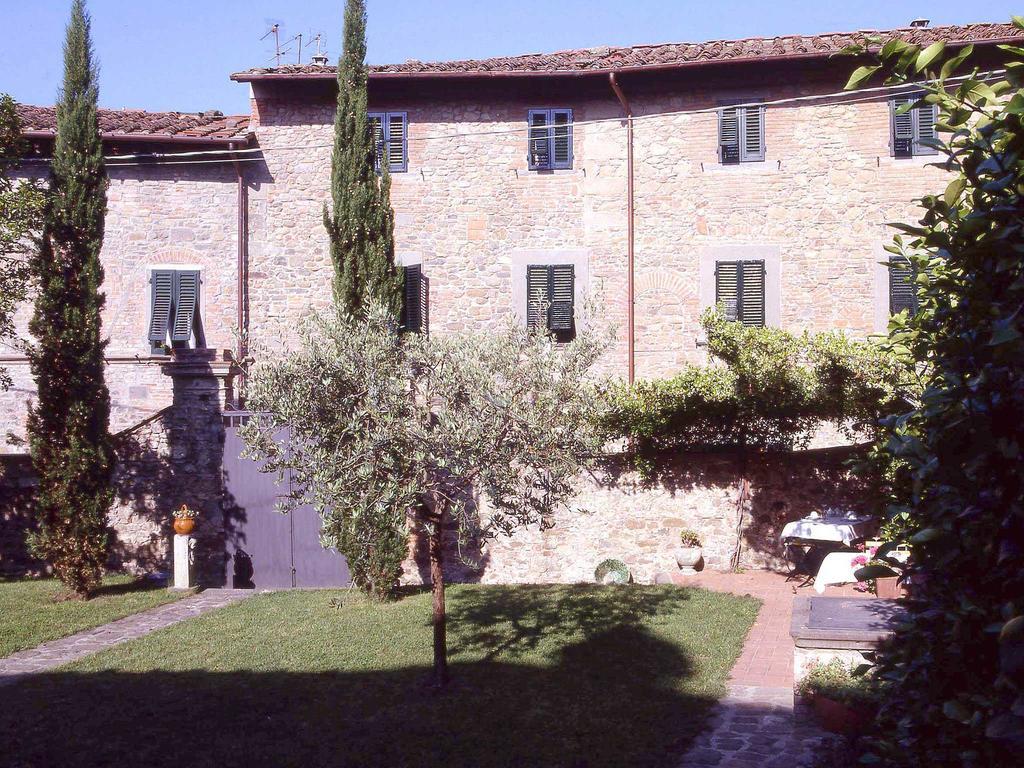 Antica Casa "Le Rondini" Bed and Breakfast Borgo a Buggiano Exteriör bild